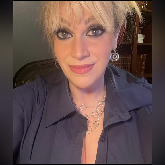 Meet your Posher, DesRae! - Picture 15 of 16